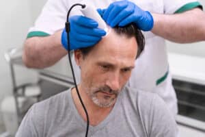 Tricología: qué es, funciones y tratamientos esenciales